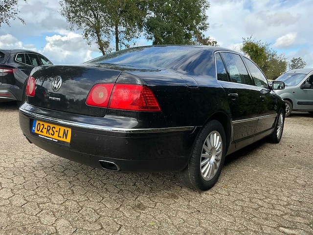 2005 volkswagen phaeton 4.2 v8 5p. personenauto - afbeelding 27 van  31