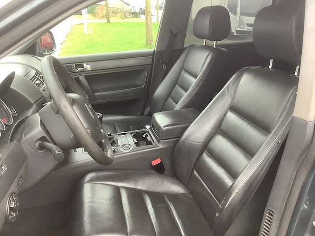 2005 volkswagen touareg 2.5 tdi bedrijfswagen - afbeelding 2 van  12