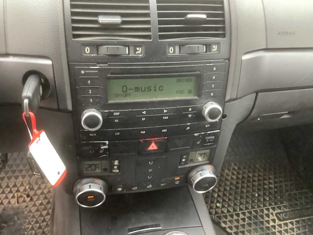 2005 volkswagen touareg 2.5 tdi bedrijfswagen - afbeelding 4 van  12