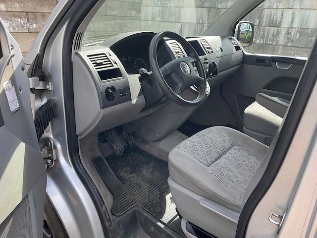 2005 volkswagen transporter 2.5 tdi 300 bedrijfswagen - afbeelding 8 van  46