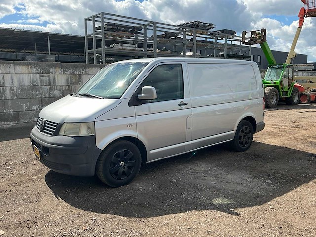 2005 volkswagen transporter 2.5 tdi 300 bedrijfswagen - afbeelding 1 van  46