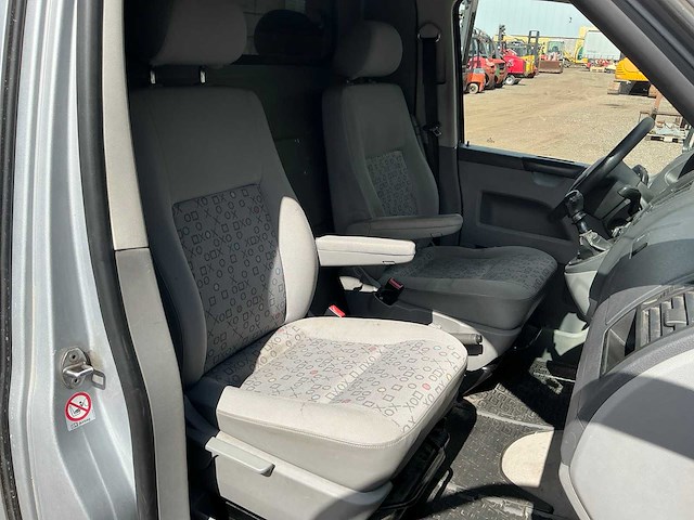 2005 volkswagen transporter 2.5 tdi 300 bedrijfswagen - afbeelding 27 van  46