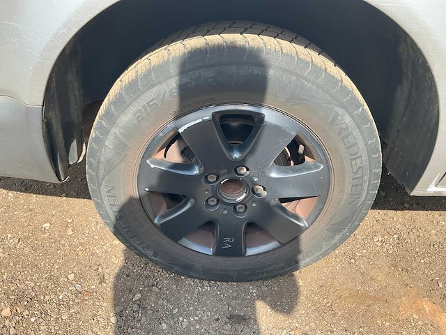 2005 volkswagen transporter 2.5 tdi 300 bedrijfswagen - afbeelding 2 van  46