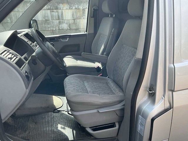 2005 volkswagen transporter 2.5 tdi 300 bedrijfswagen - afbeelding 6 van  46