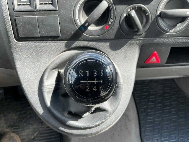 2005 volkswagen transporter 2.5 tdi 300 bedrijfswagen - afbeelding 18 van  46