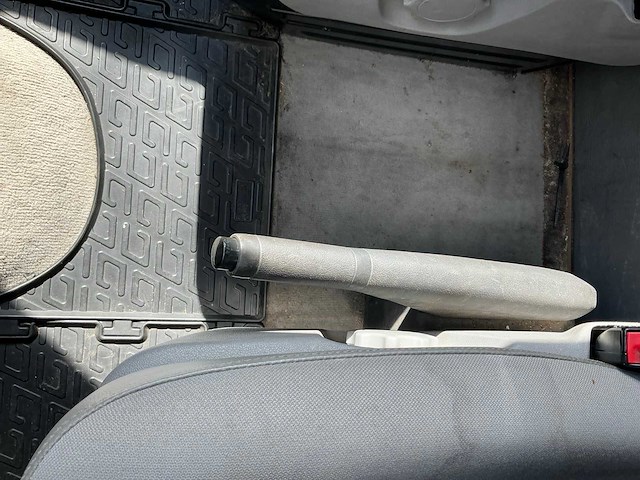 2005 volkswagen transporter 2.5 tdi 300 bedrijfswagen - afbeelding 19 van  46