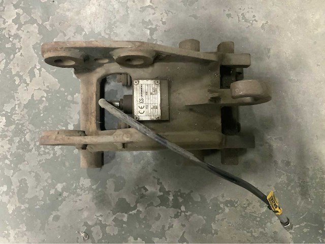 2005 volvo ec15b xr minigraafmachine met cw05 snelwissel en 3 graafbakken - afbeelding 27 van  33