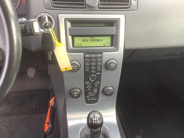 2005 volvo v50 1.8 elite personenauto - afbeelding 2 van  14