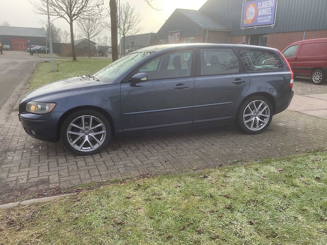 2005 volvo v50 1.8 elite personenauto - afbeelding 1 van  6