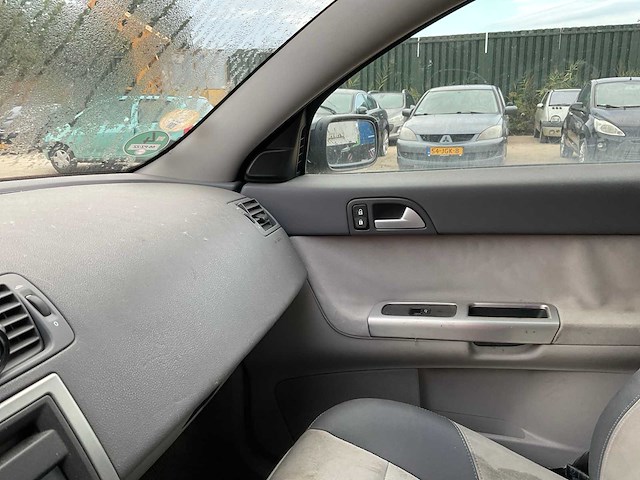 2005 volvo v50 personenauto - afbeelding 13 van  25