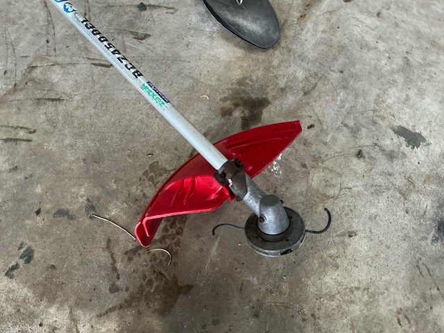 2005 zendoh bosmaaier - afbeelding 2 van  4