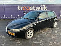 2006 - alfa romeo - 147 - 2.0 ts distinctive - personenauto - afbeelding 1 van  12