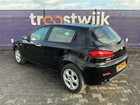 2006 - alfa romeo - 147 - 2.0 ts distinctive - personenauto - afbeelding 3 van  12