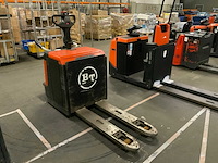 2006 - bt - lpe240 / m - orderpicker - afbeelding 3 van  8