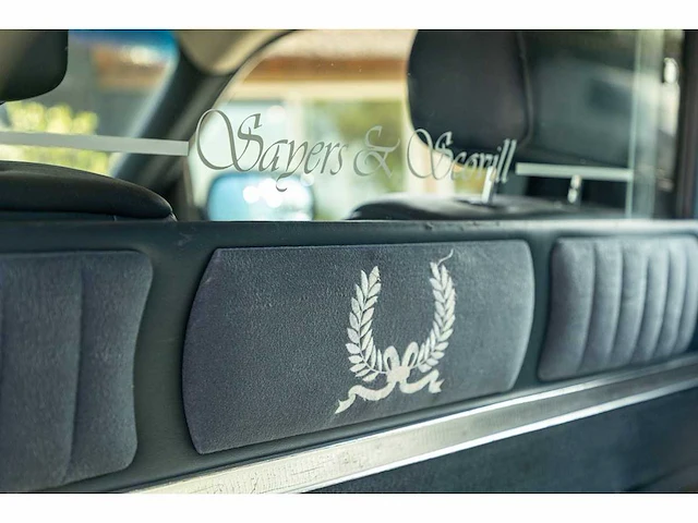 2006 - cadillac - cadillac deville - rouwwagen - car - afbeelding 9 van  26