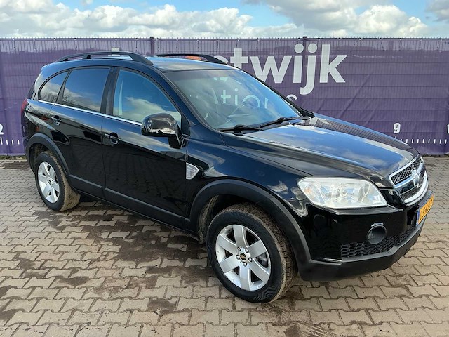 2006 - chevrolet - captiva - 2.4i style 2wd - personenauto - afbeelding 2 van  9