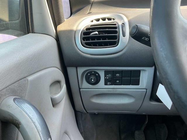 2006 - citroen - xsara picasso - 1.6i-16v caractère - personenauto - afbeelding 3 van  11
