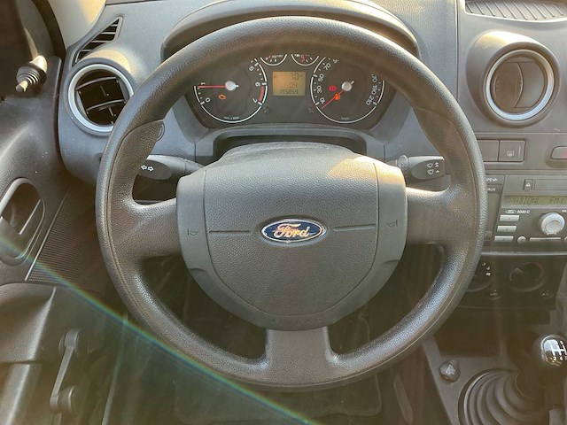 2006 - ford - fiesta - 1.3-8v futura - personenauto - afbeelding 2 van  12