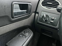 2006 - ford - focus wagon - 1.6-16v futura - personenauto - afbeelding 12 van  14