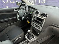 2006 - ford - focus wagon - 1.6-16v futura - personenauto - afbeelding 8 van  14