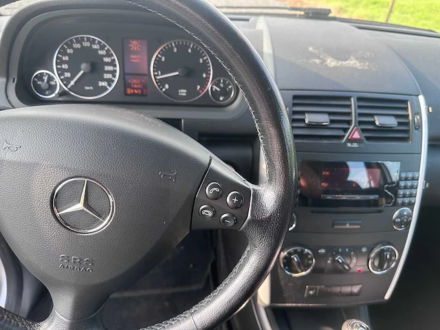 2006 - mercedes-benz - a-klasse - 200 automaat avantgarde - 13-xgh-2 - afbeelding 18 van  19