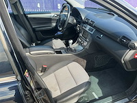 2006 - mercedes-benz - c-klasse - 180 k. avantgarde - personenauto - afbeelding 8 van  11