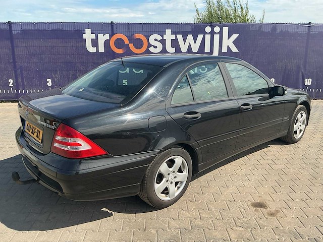 2006 - mercedes-benz - c-klasse - 180 k. classic - personenauto - afbeelding 4 van  9