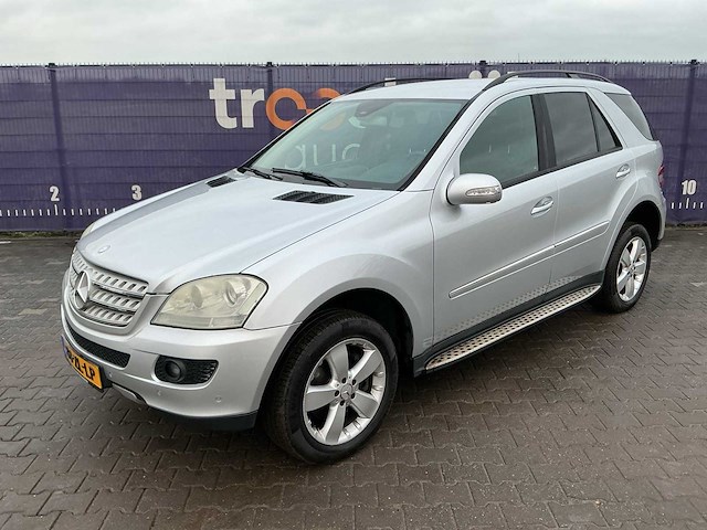 2006 - mercedes-benz - m-klasse - 320 cdi - personenauto - afbeelding 1 van  14