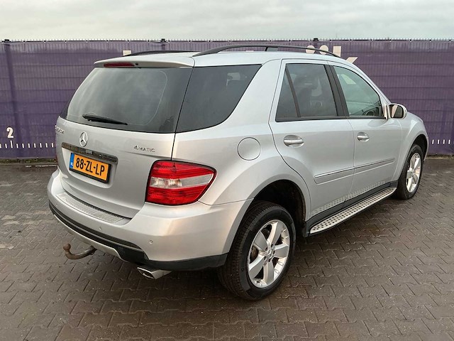 2006 - mercedes-benz - m-klasse - 320 cdi - personenauto - afbeelding 9 van  14