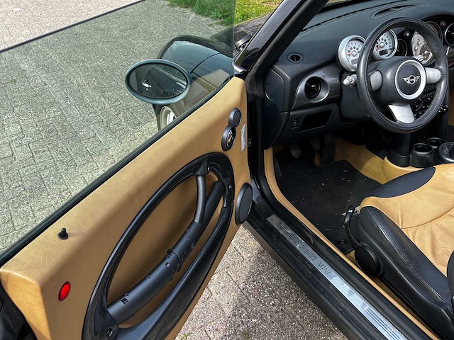 2006 - mini - cabrio - 1.6 cooper - car - afbeelding 1 van  14