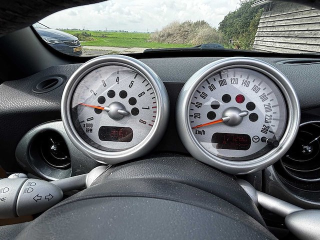 2006 - mini - cabrio - 1.6 cooper - car - afbeelding 4 van  14