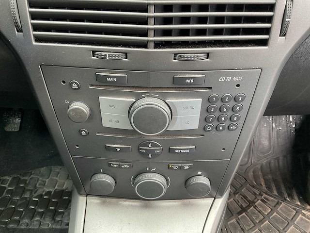 2006 - opel - astra wagon - 1.9 cdti executive - personenauto - afbeelding 2 van  14