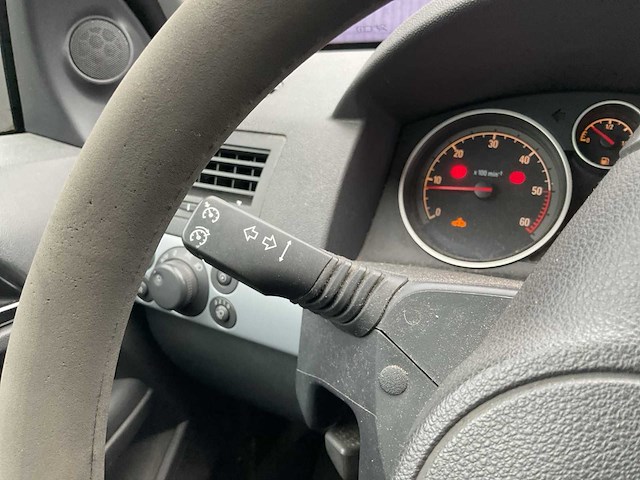 2006 - opel - astra wagon - 1.9 cdti executive - personenauto - afbeelding 4 van  14