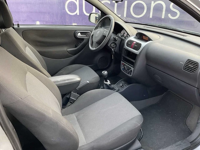 2006 - opel - corsa - 1.2-16v silverline - personenauto - afbeelding 8 van  12