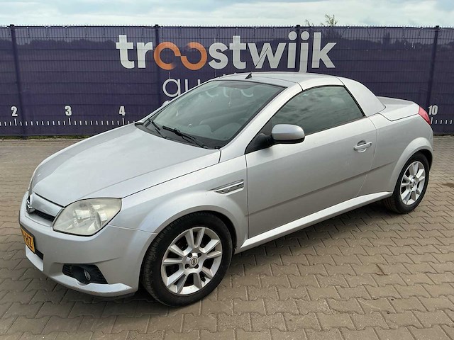 2006 - opel - tigra twintop - 1.4-16v sport - personenauto - afbeelding 9 van  11