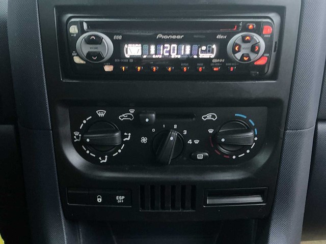 2006 - peugeot - 1007 - 1.4 urban - personenauto - afbeelding 2 van  15