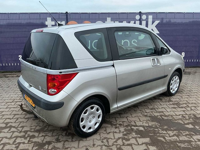 2006 - peugeot - 1007 - 1.4 urban - personenauto - afbeelding 10 van  15