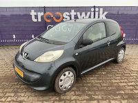 2006 - peugeot - 107 - 1.0-12v xr - personenauto - afbeelding 1 van  8