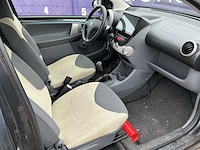 2006 - peugeot - 107 - 1.0-12v xr - personenauto - afbeelding 4 van  8