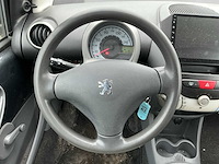 2006 - peugeot - 107 - 1.0-12v xr - personenauto - afbeelding 8 van  8