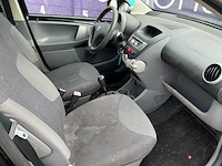 2006 - peugeot - 107 - 1.0-12v xs - personenauto - afbeelding 8 van  11