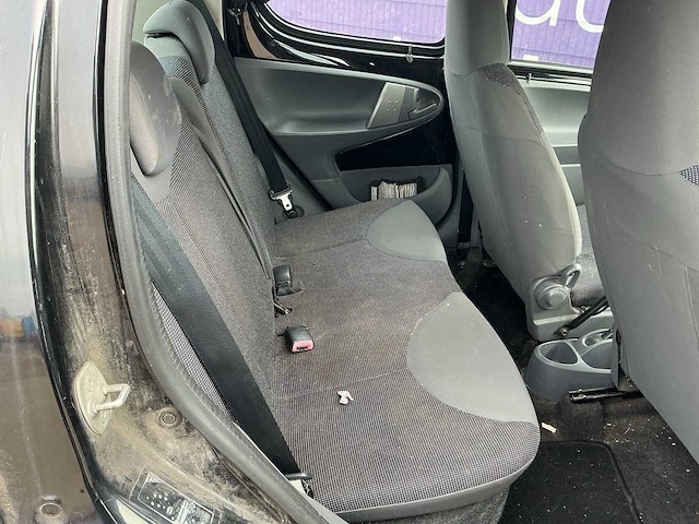 2006 - peugeot - 107 - 1.0-12v xs - personenauto - afbeelding 11 van  11