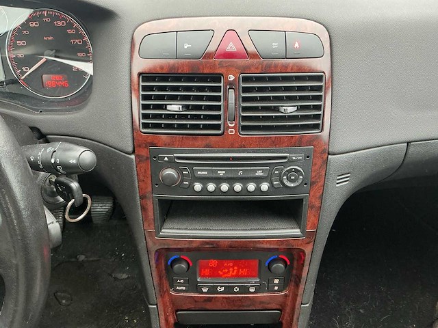 2006 - peugeot - 307 - 2.0-16v xt - personenauto - afbeelding 8 van  14