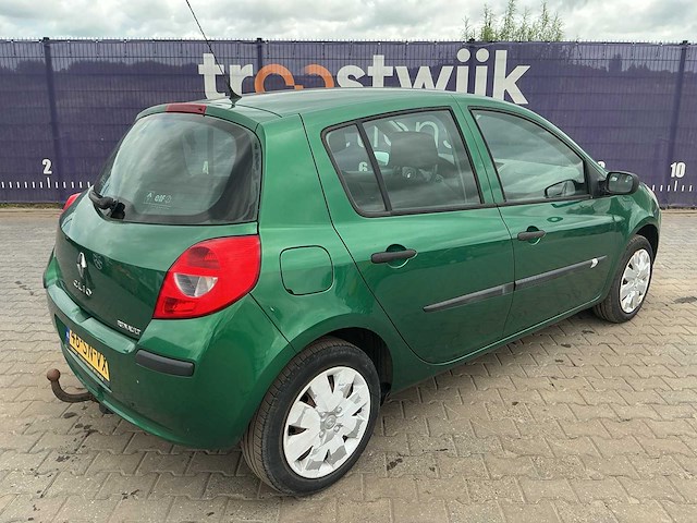 2006 - renault - clio - 1.2-16v authentique - personenauto - afbeelding 8 van  10