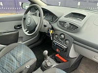 2006 - renault - clio - 1.2-16v authentique - personenauto - afbeelding 9 van  10