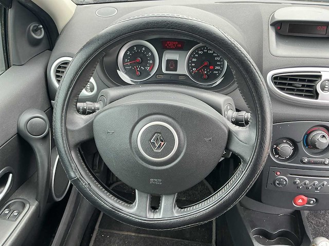2006 - renault - clio - 1.2-16v team spirit - personenauto - afbeelding 2 van  12