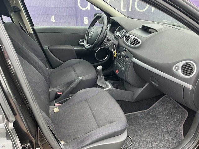 2006 - renault - clio - 1.2-16v team spirit - personenauto - afbeelding 8 van  12