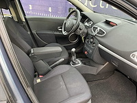 2006 - renault - clio - 1.4-16v dynam.luxe - personenauto - afbeelding 9 van  13