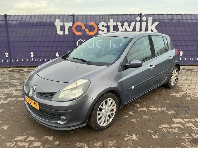 2006 - renault - clio - 1.4-16v dynam.luxe - personenauto - afbeelding 1 van  10