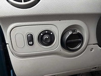 2006 - renault - kangoo - 1.6-16v helios - 98-zjd-1 - afbeelding 7 van  10
